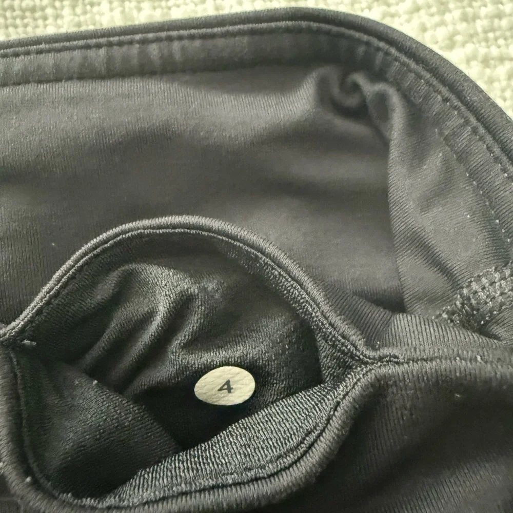 lululemon athletica Midnight Black Leggings - Picture 3 of 4